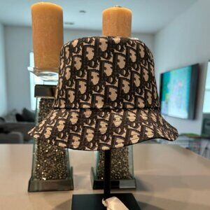 Christian Dior bucket hat
